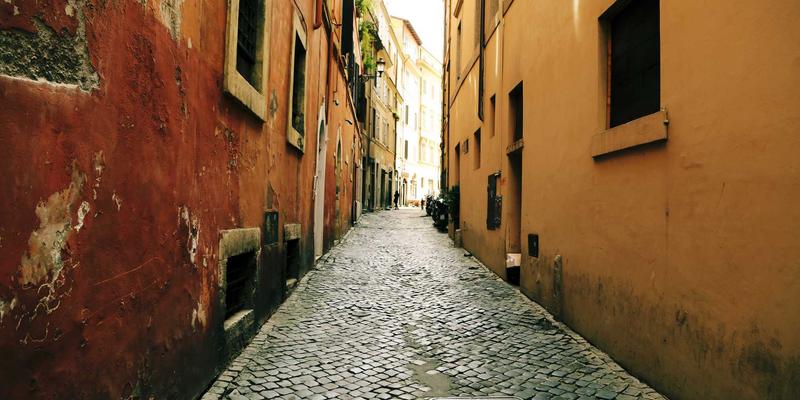 千年汤治与和风美学：揭秘日本温泉文化背后的治愈哲学与京都旅宿体验